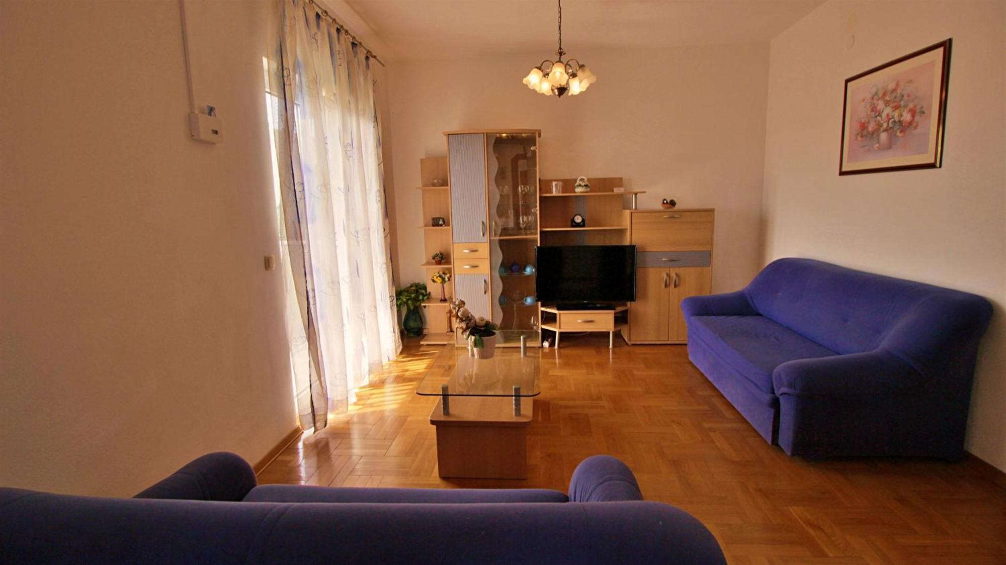 Apartments Marusic オミシュ エクステリア 写真