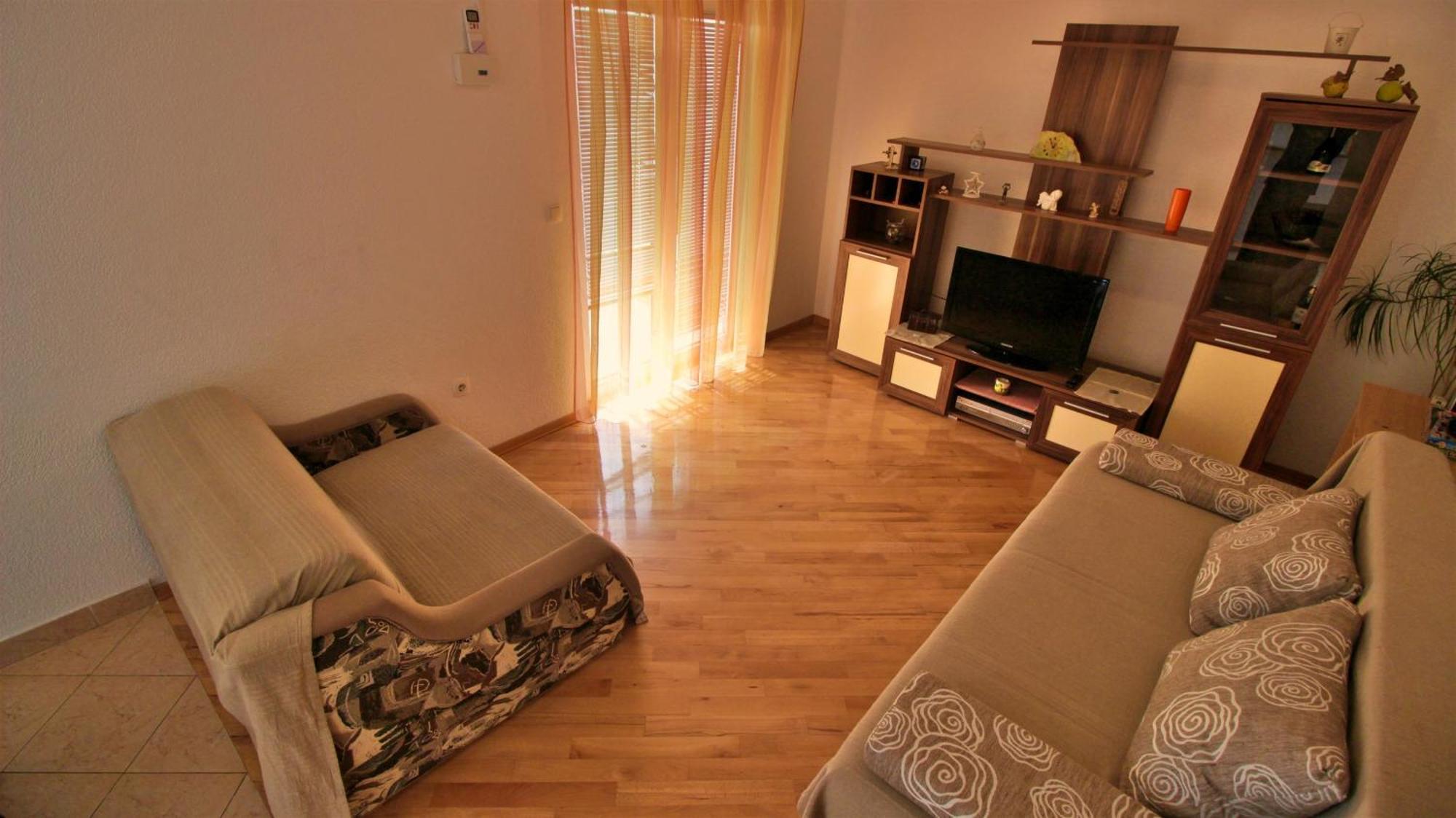 Apartments Marusic オミシュ エクステリア 写真