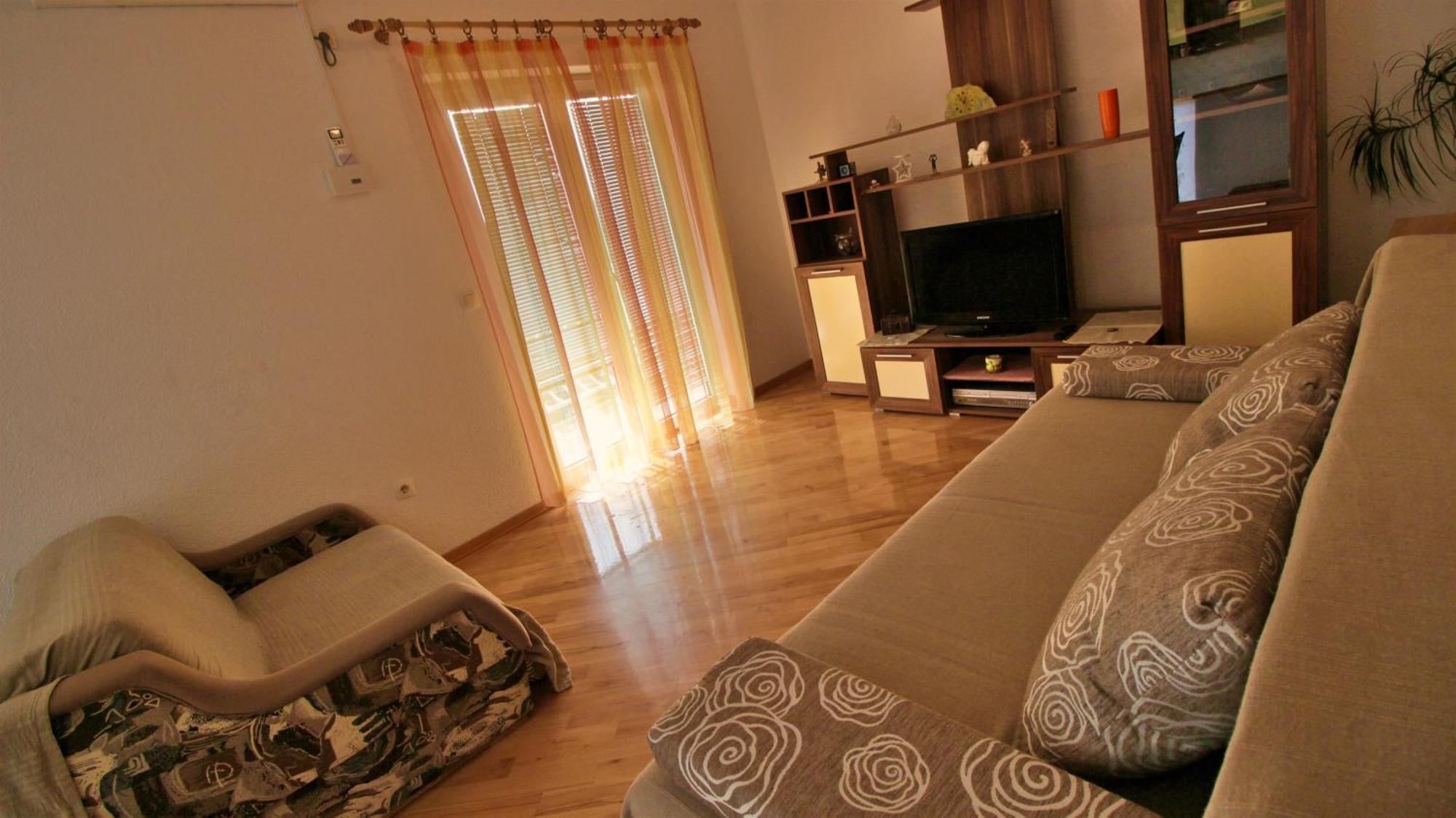 Apartments Marusic オミシュ エクステリア 写真
